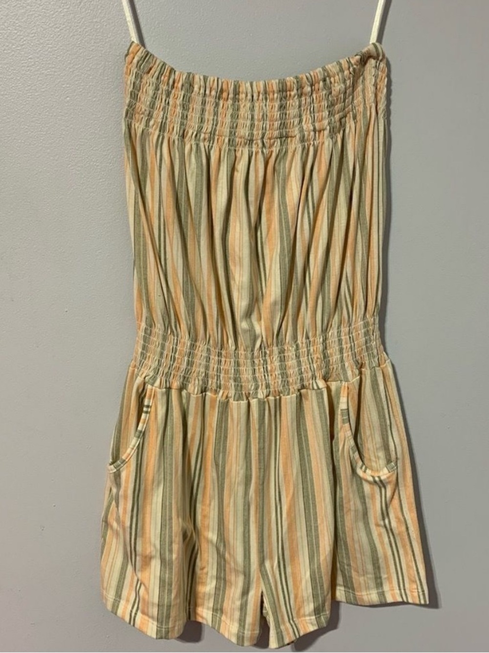 Striped Peach & Sage Women’s Romper Shorts - Smocked Waist size S